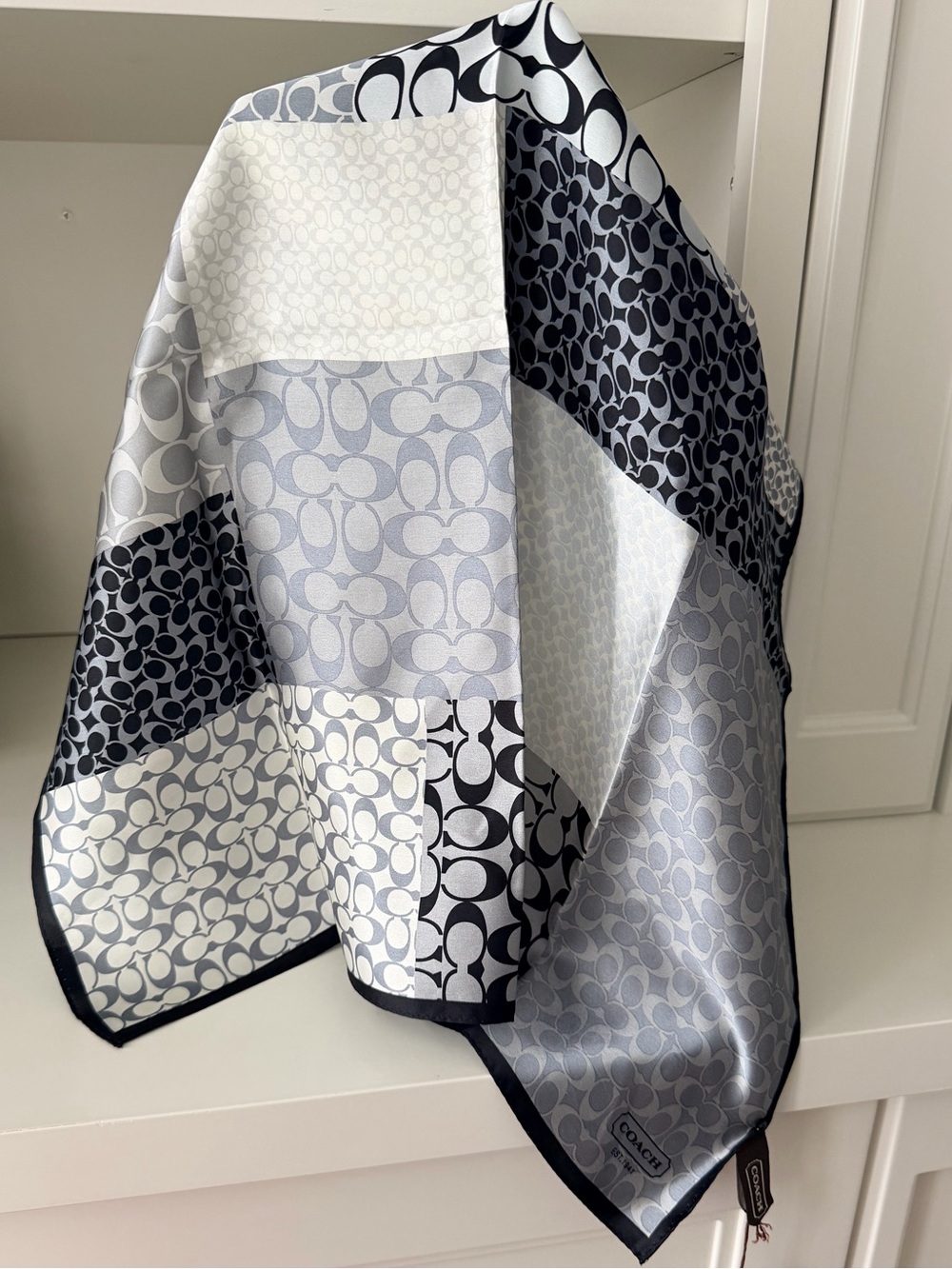 Y2K 2000’S COACH Soho Patchwork Black Grey 100% Silk Square Scarf Bandeau NEW